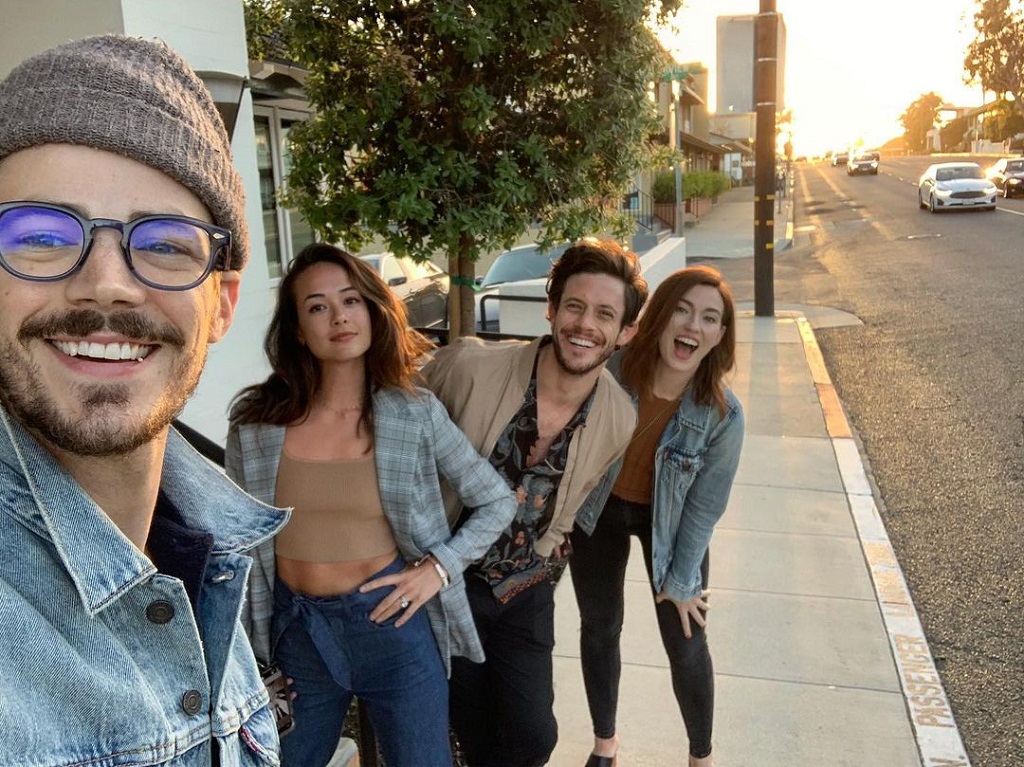 Grant Gustin Religion: Is The Flash Cast Christian? family ethnicity Grant Gustin family