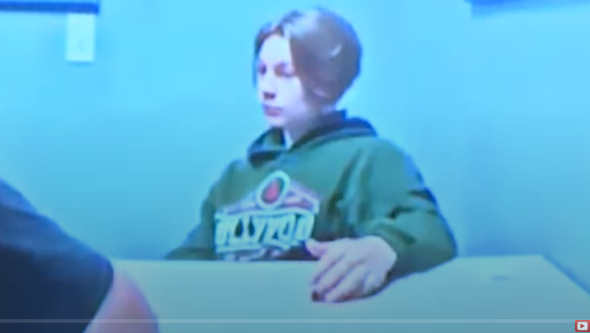 Video Aiden Golden Fingers