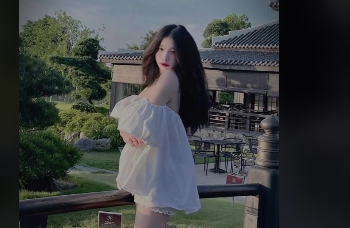 Nhật Hạ Lộ Clip Mới Nhất Hôm Nay