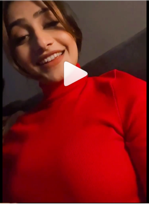 Mera Dil Yeh Pukare Aaja Girl Viral Video