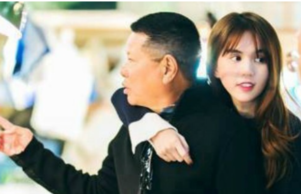 Ngọc Trinh và Hoàng Kiều