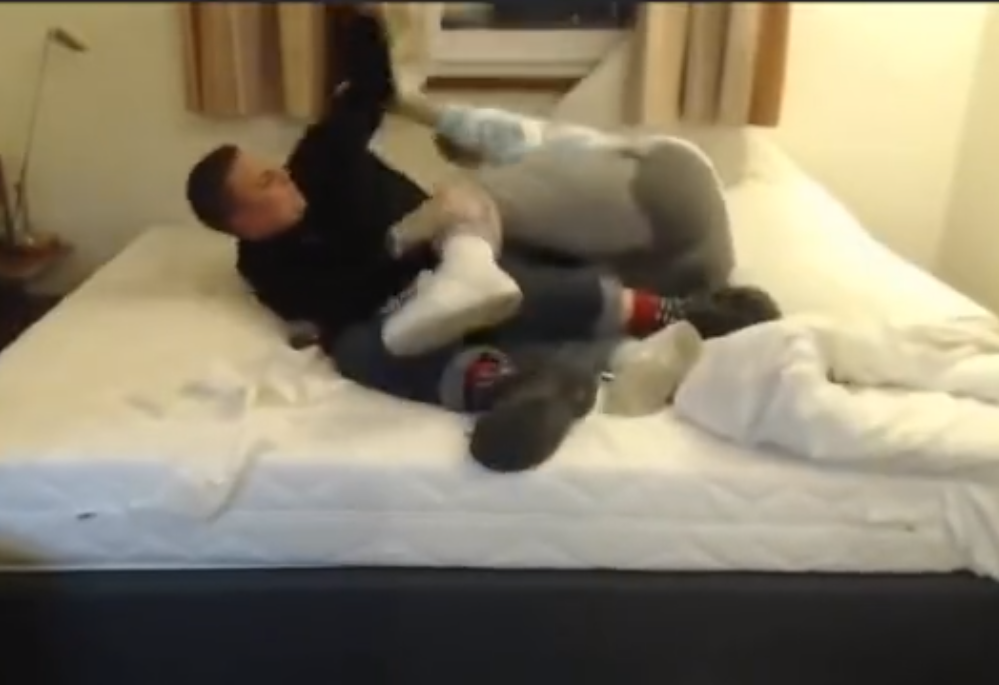 Kawiaq Dziewczyna Video