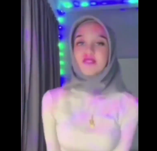 Paah Cantek Viral Video