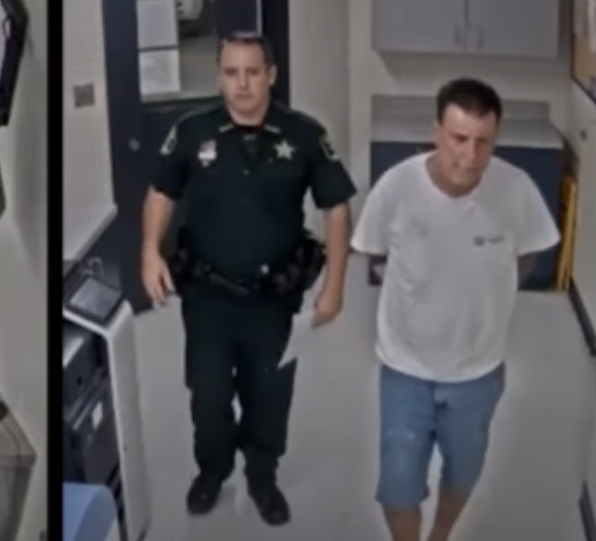 Raccoon Dumpster Fire Video on Reddit