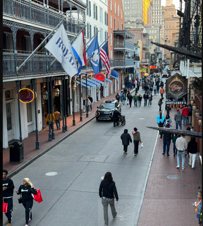 Man on Bourbon Street Twitter